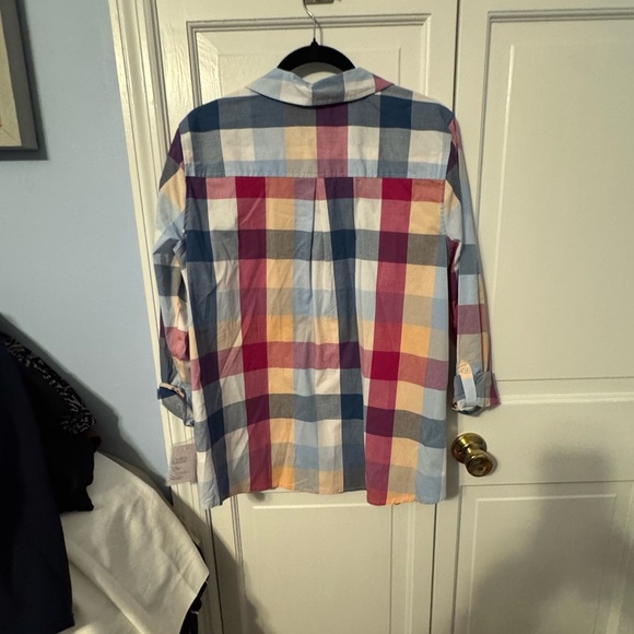 Croft & Barrow Women’s Plaid Button-Down Shirt, Large. NWT - Picture 4 of 8